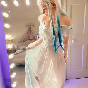 belledelphine_3589336.webp
