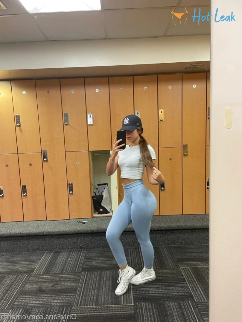 emarrb_3928503.webp